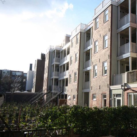 2014-08/418 achter mb140305 4711.jpg