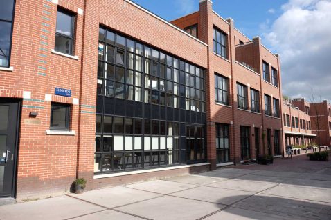 2017-04/421-vlieger-mbcf6405