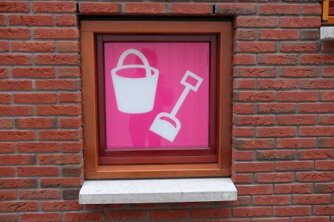 2016-10/494 roze schep.jpg