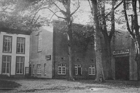 Studio 3 Filmstad: latere opslagloods V2.