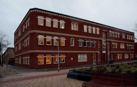 2013-12/mb 2009_01_220537 2.jpg