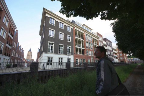 2013-10/mb 2009_06_162683 (1).jpg