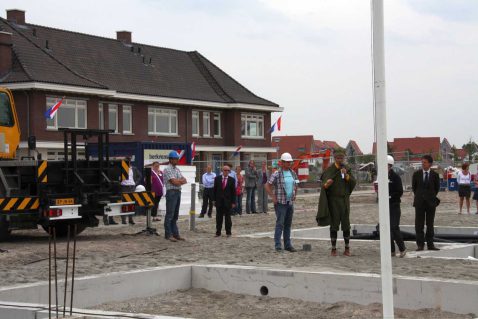 2013-10/mb 2009_06_172781.jpg