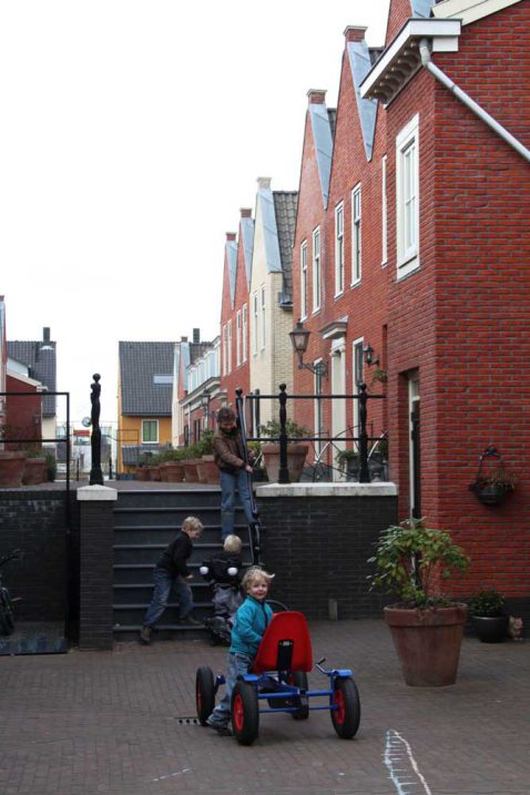 2013-11/mb 2010_03_276645.jpg