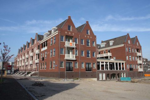 2013-12/mb 2010_04_277464.jpg