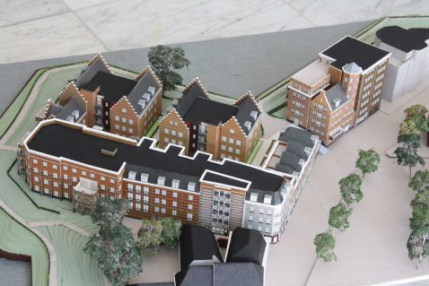 2013-12/mb 2010_06_258782.jpg