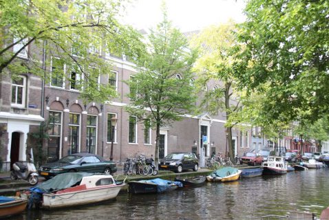 2014-12/mb 2010_09_119999_10.jpg