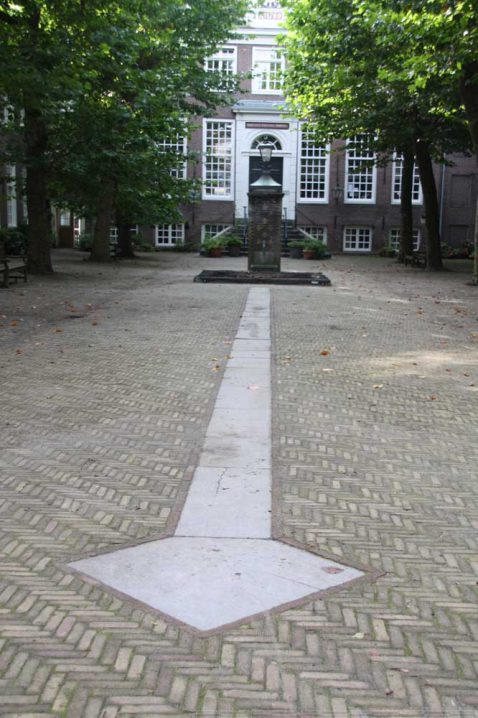 2014-12/mb 2010_09_119999_21.jpg