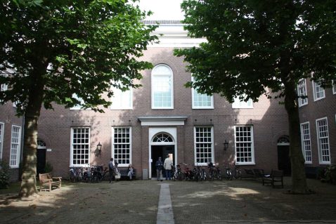 2014-12/mb 2010_09_119999_37.jpg