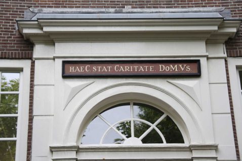 2014-12/mb 2010_09_119999_46.jpg