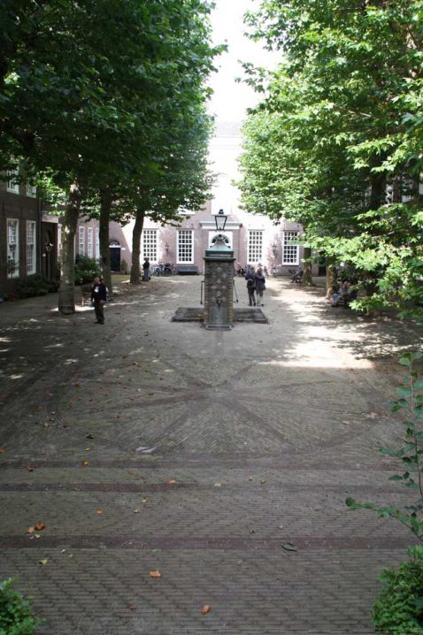 2014-12/mb 2010_09_119999_66.jpg