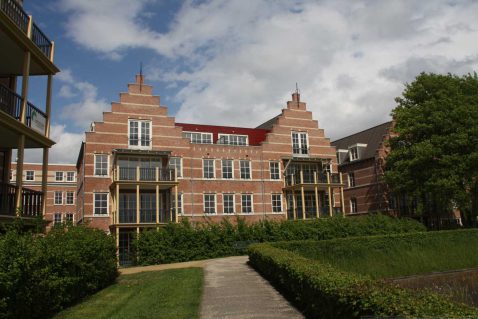 2013-12/Trapgevel 130511.jpg